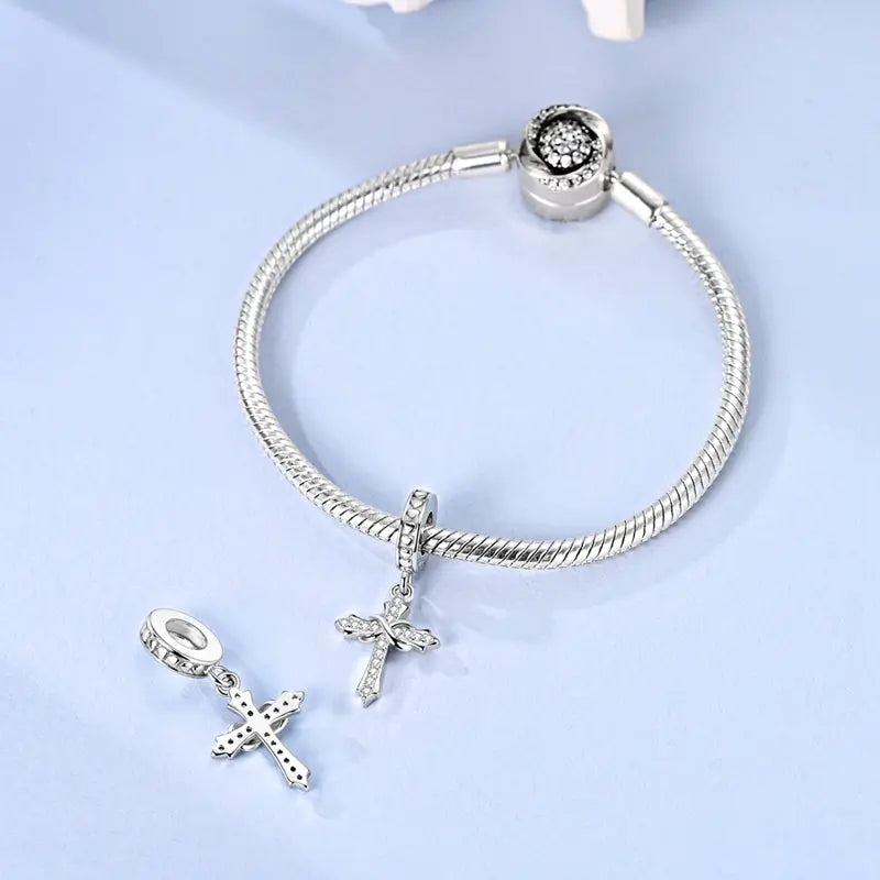 Kereszt Charm Charming